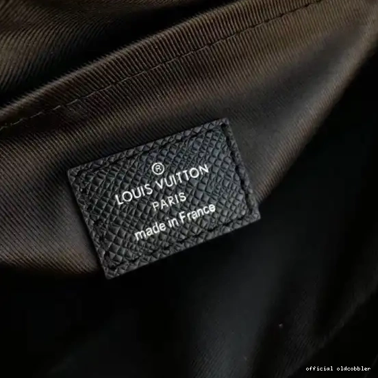 Official oldcobbler Vuitton MESSENGER PM Louis OUTDOOR 0514